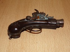 sympa jouet toys pistolet gun à amorce ( redondo , pirata ) 1978