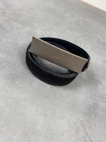 Ceinture cuir faux poils de - et,