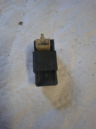 Relais honda 750 vfc rc09 - 750,