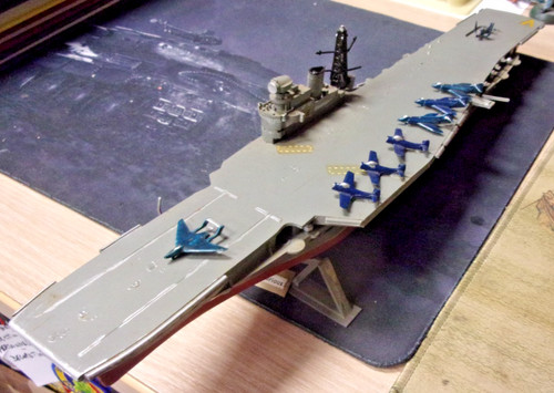 Maquette hms victorious à - maquette,