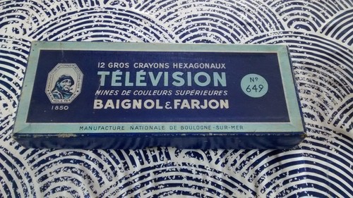 Boite crayons - ,