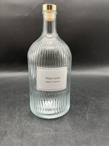 Bouteille eau verre - bouteille,