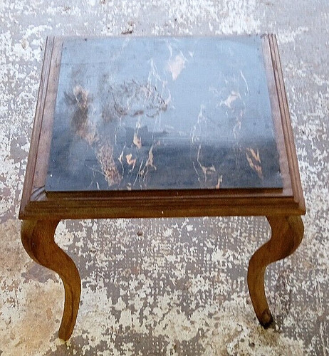 Vend petite table - vend,
