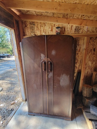 Armoire with glass shelves - glass,