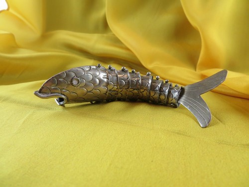 Ancien poisson articulé - ancien,