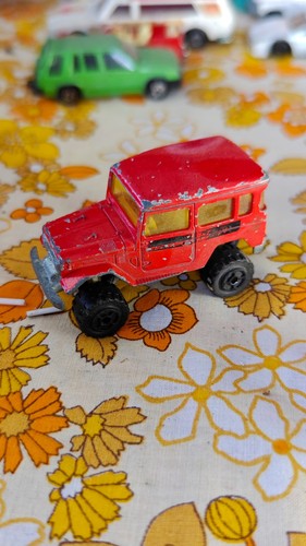 Majorette toyota 4x4 rouge - majorette,