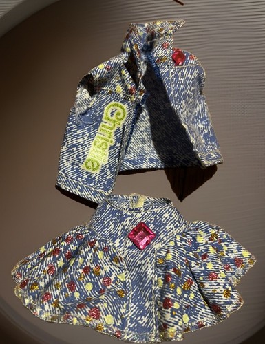 Vêtement tenue vintage - tenue,