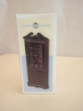 Vitrine d'angle miniature Dollhouse Collectors pour maison de poupées