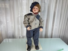 Poupée d'artiste poupée de