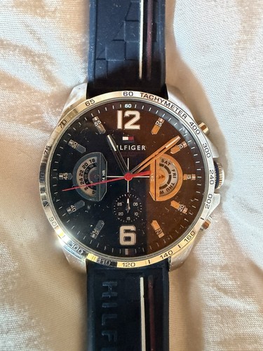 Montre tommy hilfiger homme - montre,