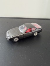 solido 1/43.Porsche 924