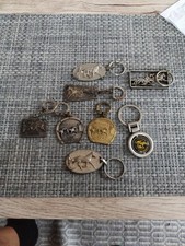 Lot Porte Clé Épinglettes PMU Hippodrome Vintage 