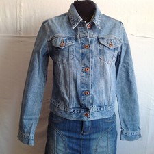 STRADIVARIUS _ VESTE FEMME EN JEANS _ T.M ( VF01/30/6-20B )
