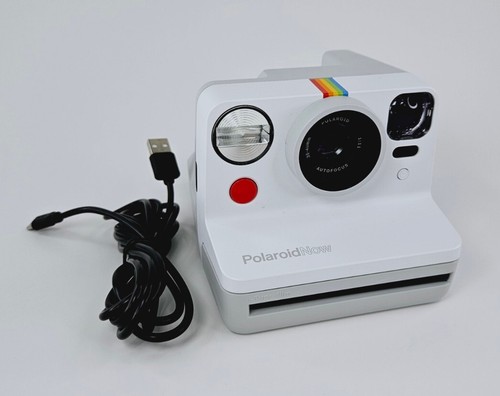 Polaroid now white type - now,
