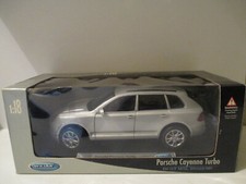 PORSCHE CAYENNE TURBO Gris