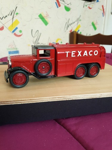 Camion diamond tanker 1930 - diamond,