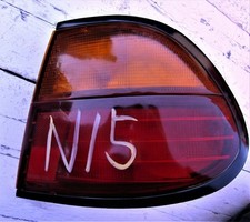 Feu arrière extérieur droit