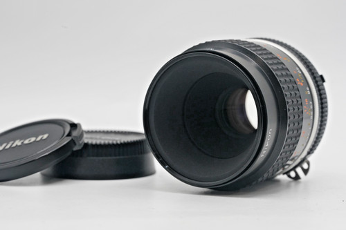 Neuf objectif macro - [neuf],