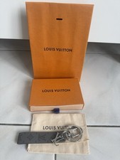 Louis Vuitton LV Initial Dragonne Monogramme Porte-clés Porte-clés Sac Noir...