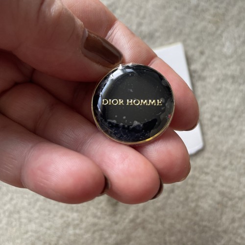 Badge pin dior neuf - ,