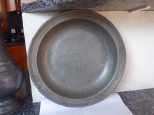 Ancien grand plat - , etain