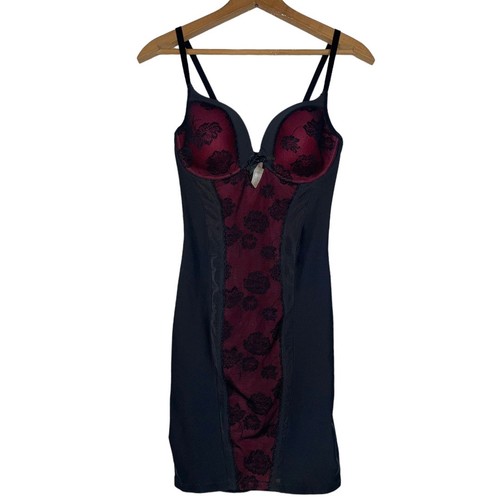 Triumph black red lace - black, trim
