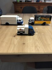 lot miniatures camions transport Saviem et Renault 1/43