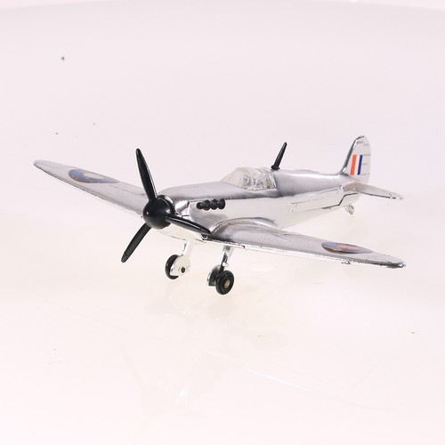 Dinky toys 700 spitfire mk - n°,