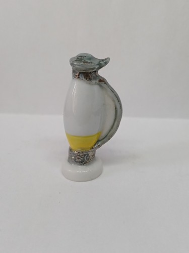 Fève vase canope - -,