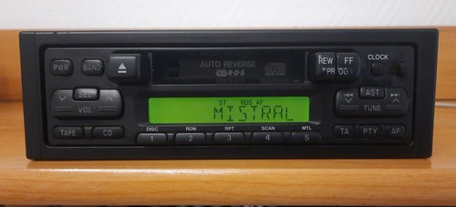 Poste autoradio panasonic - poste,