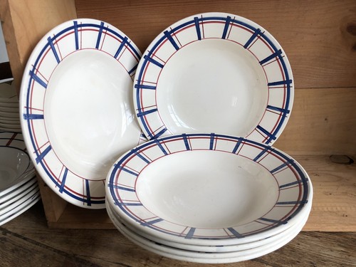 Assiettes creuses en - 6,
