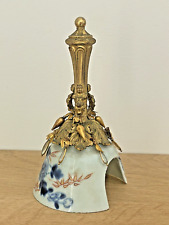 Superbe Cloche / Sonnette / Clochette en porcelaine avec manche métal doré