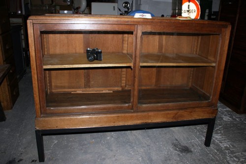 Vitrine pharmacie 1900 - de,