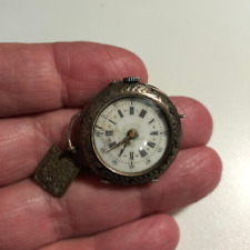 PETITE MONTRE A GOUSSET FEMME EN ARGENT. A RESTAURER.29mm.