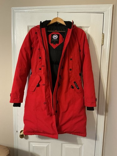 Authentic canada goose - authentic,