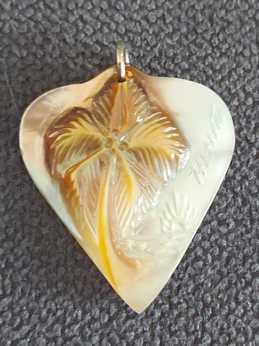 Pendentif coeur nacre tahiti - coeur,