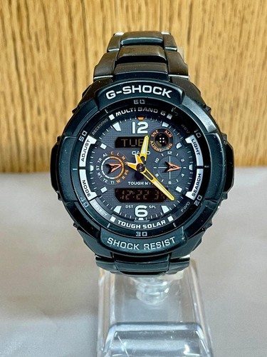 Montre radiocommandée solaire