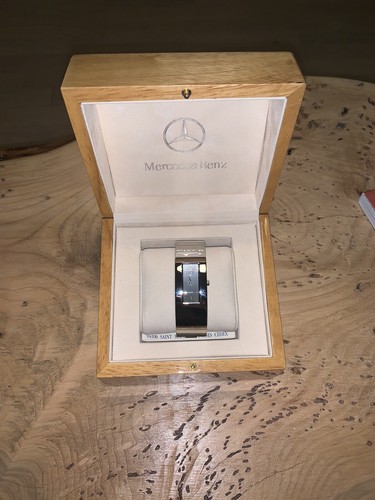 Montre quartz mercedes - à,