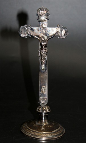 Beau ancien crucifix debout - beau,