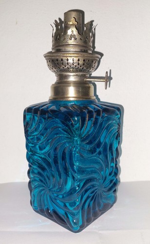 Lampe petrole cristal - a,