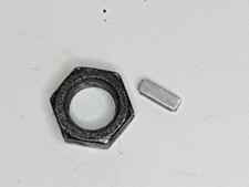 ecrou de volant de moteur Briggs & Stratton 09p602-0001-h1 - 690662 + 222698S