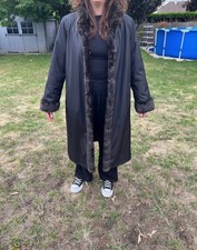 Manteau réversible noir et marron avec fourrure - Yves Salomon 