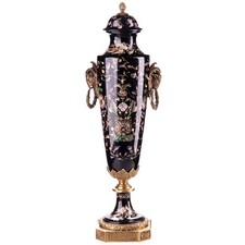 Vase en porcelaine avec bronze