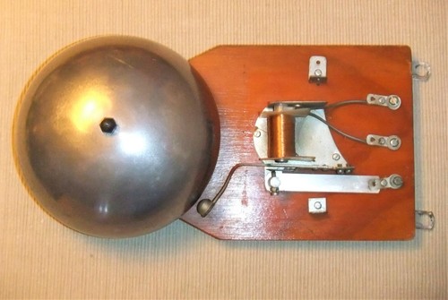 Grande cloche électrique - cloche,
