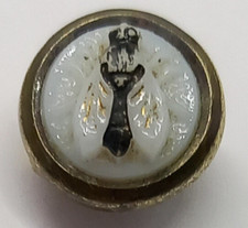 BEAU   BOUTON ABEILLE EN PATE