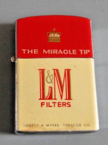 Briquet ancien essence
