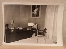 Boom Cher Bureau Avec Lampe