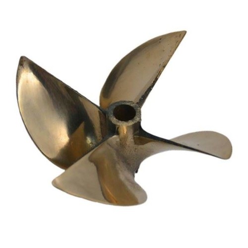 Bateau racing cuivre - bateau, en