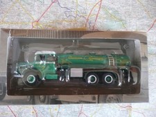 Bernard R 180 Citerne Rastegue IXO Camion d'autrefois  1/43 en boite