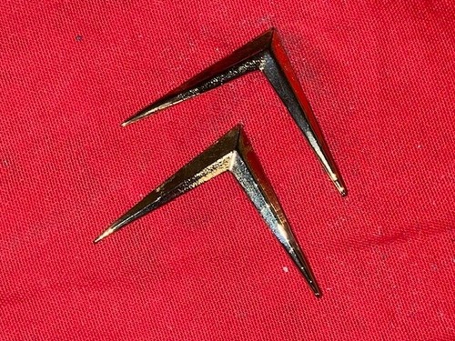 Chevron dore neuf citroen - citroen, ds